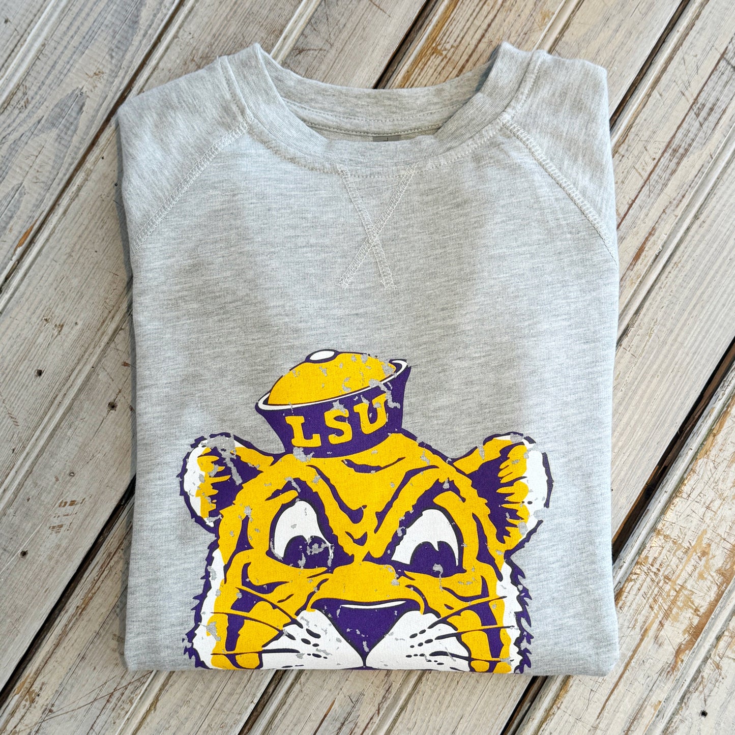 JT x LSU Sailor Mike Unisex Raglan-grey