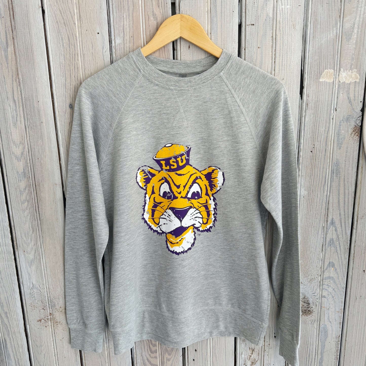 JT x LSU Sailor Mike Unisex Raglan-grey