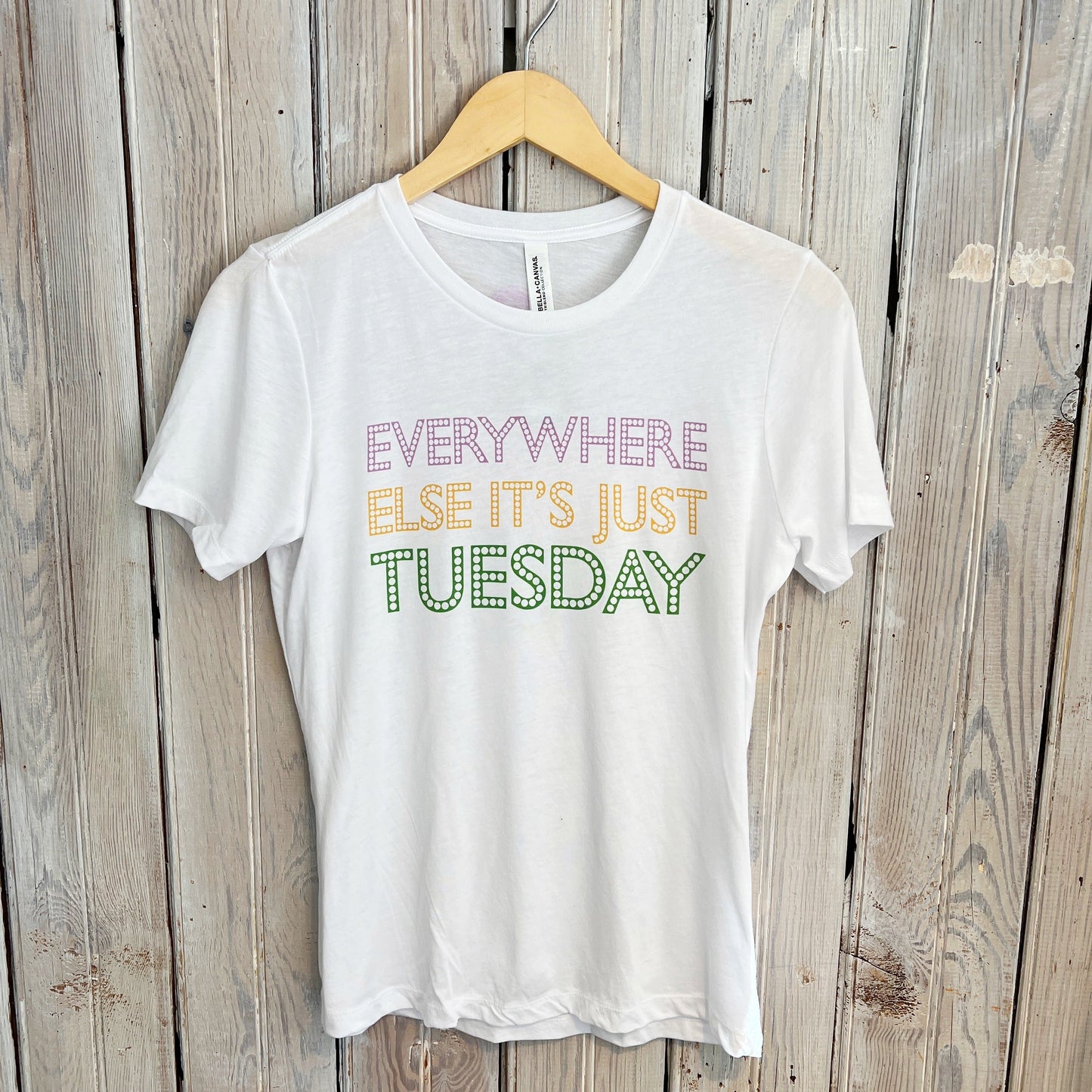 Everywhere Else Beads Women's Crew-white