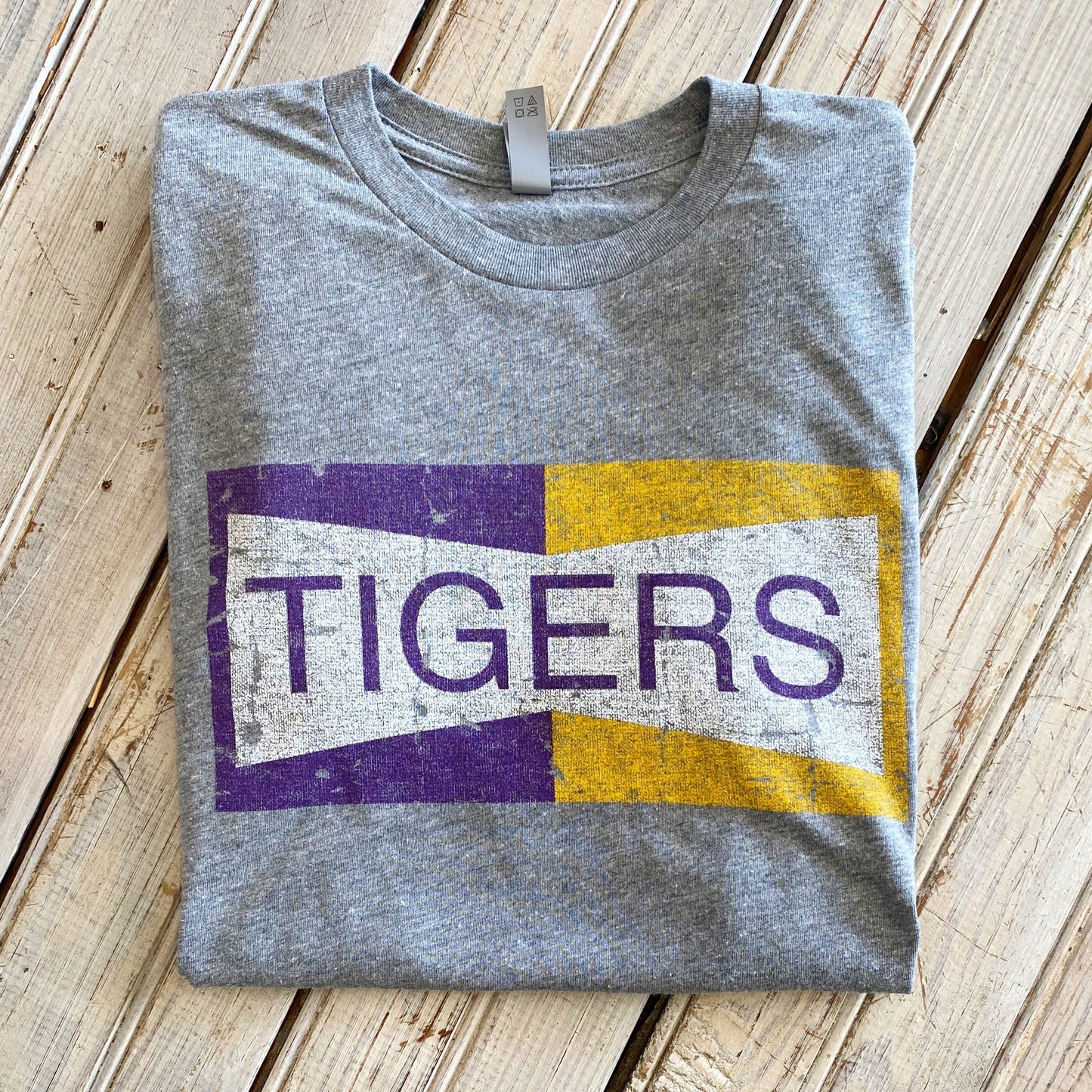 Two Tone Tigers Tee-tri grey