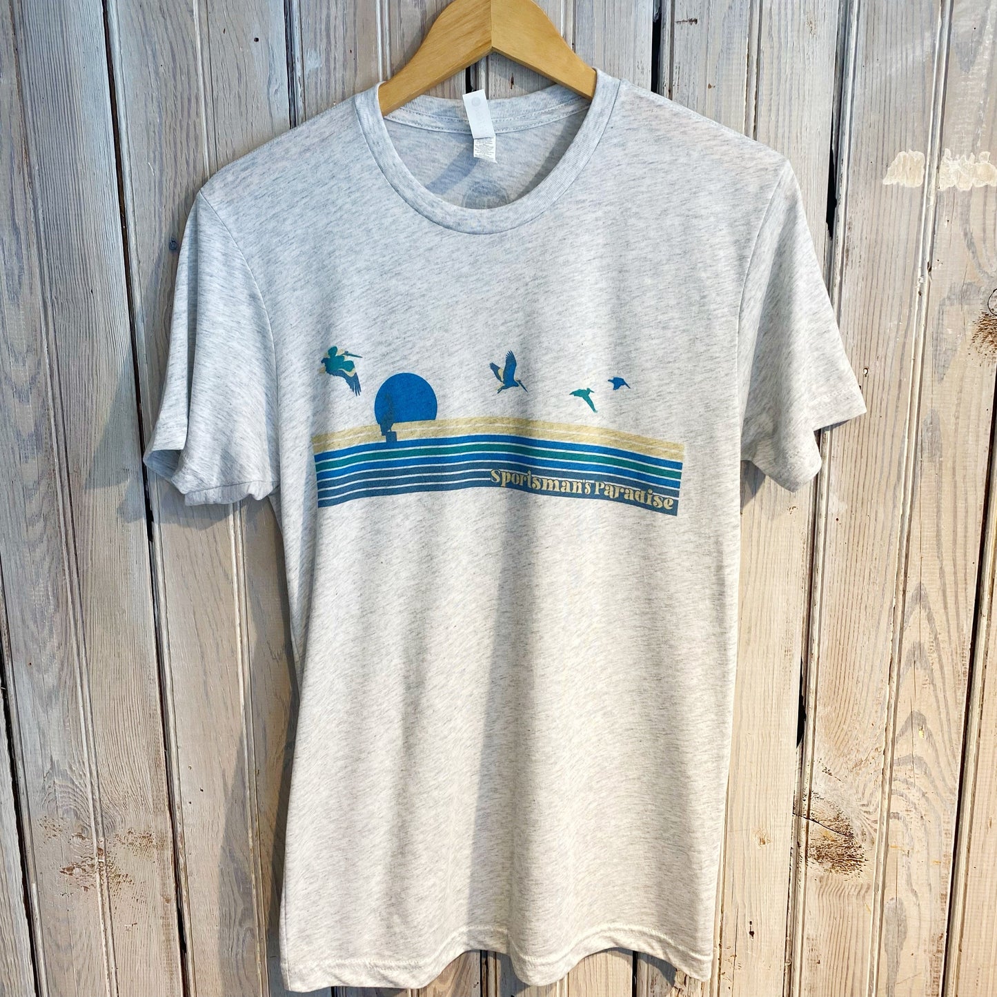 Sportsman's Sunset Tee-tri white