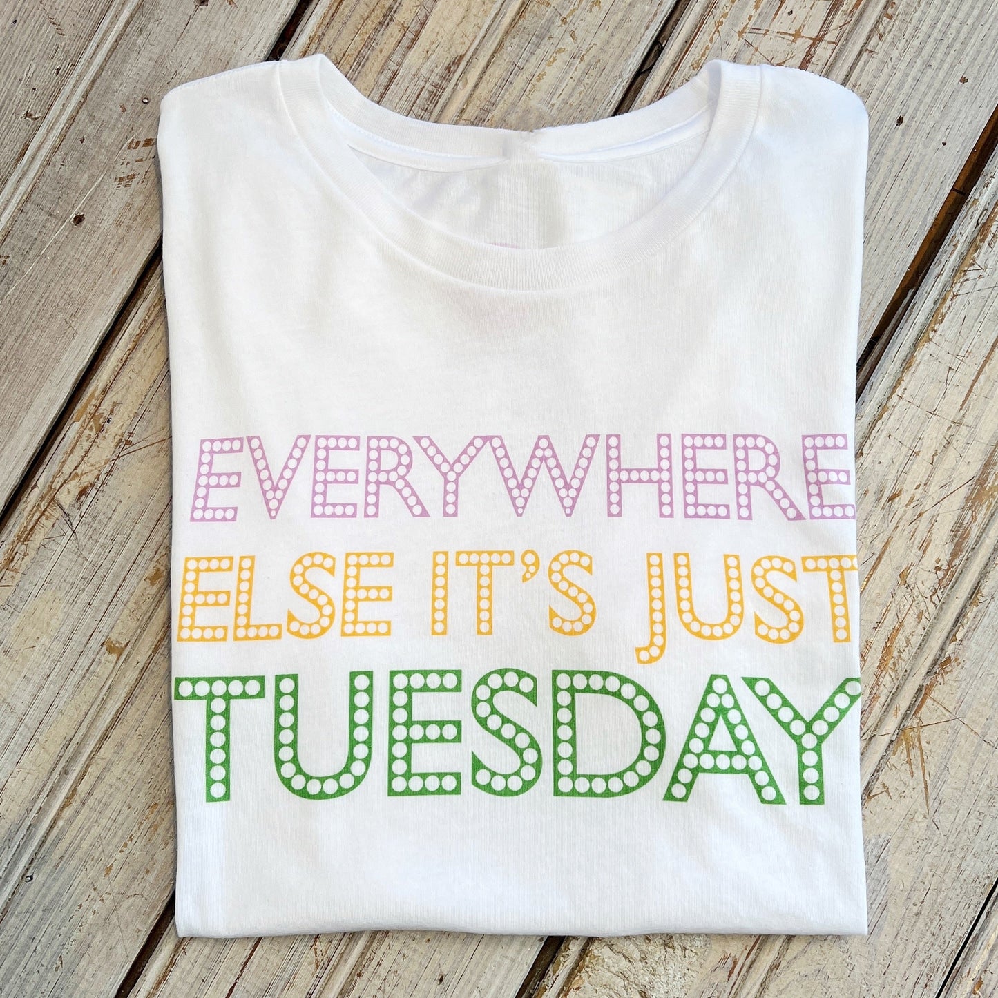 Everywhere Else Beads Women's Crew-white